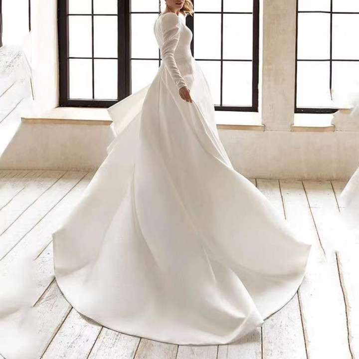 Ladies Style White Dress Satin Surface Was Thin And High French Temperament Dress Long Skirt | Anvare