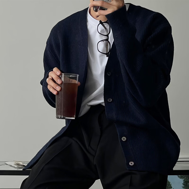 Mens Loose-Fit Versatile Artistic V-Neck Sweater | Anvare