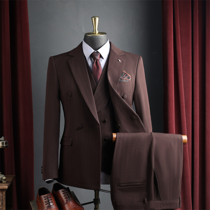 Men Dark Brown Peak Lapel Double Breasted 3 Piece Suit Set | Anvare